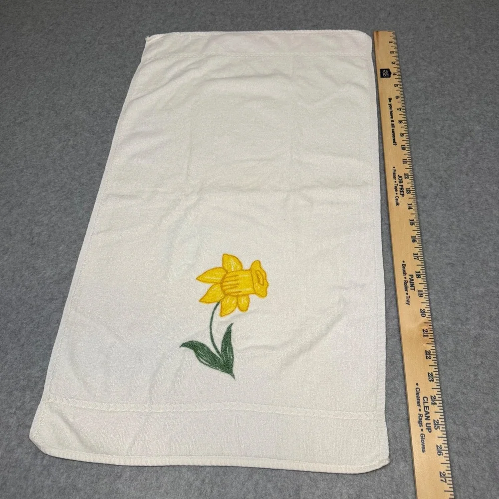 Vtg 1960's Hand Towel Daffodil Martex West Point Pepperell Cotton USA RARE 15x26